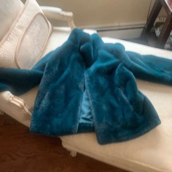 Donna Salyers fabulous furs deep teal faux fur jacket - Picture 1 of 10